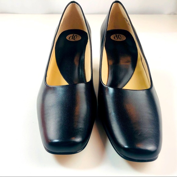 Donna Lawrence Fortune Black Heels - Picture 3 of 8